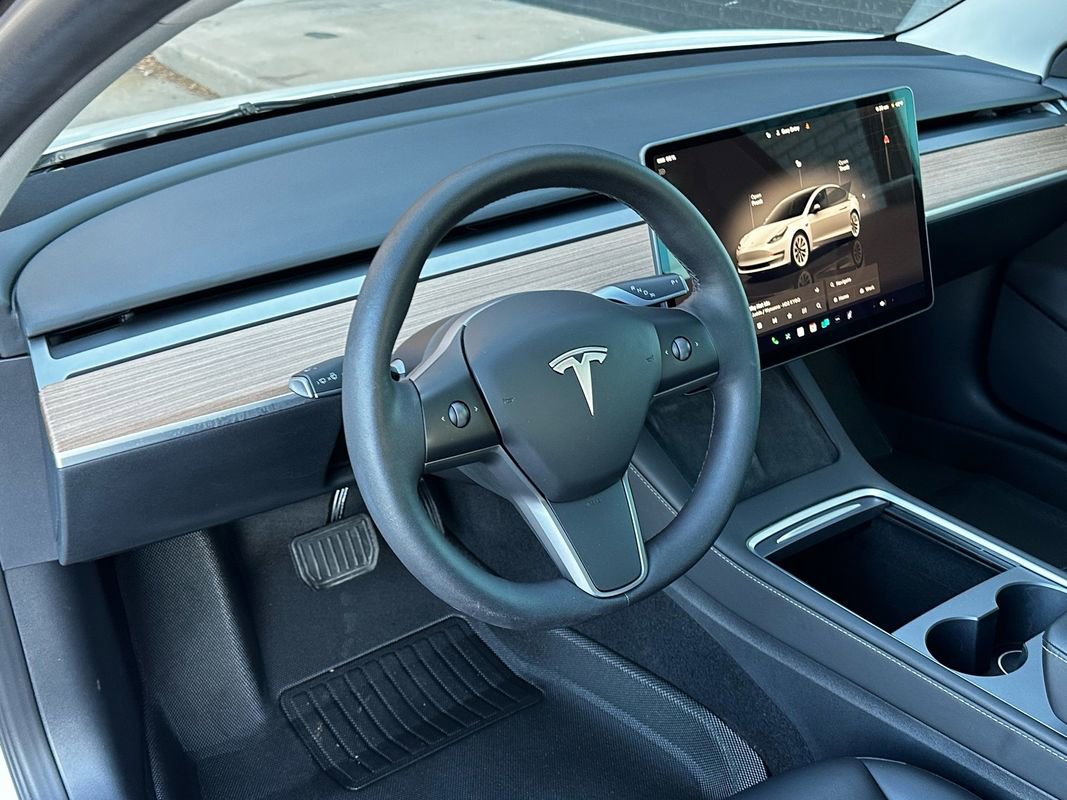 Used 2023 Tesla Model 3 Standard Range image 23