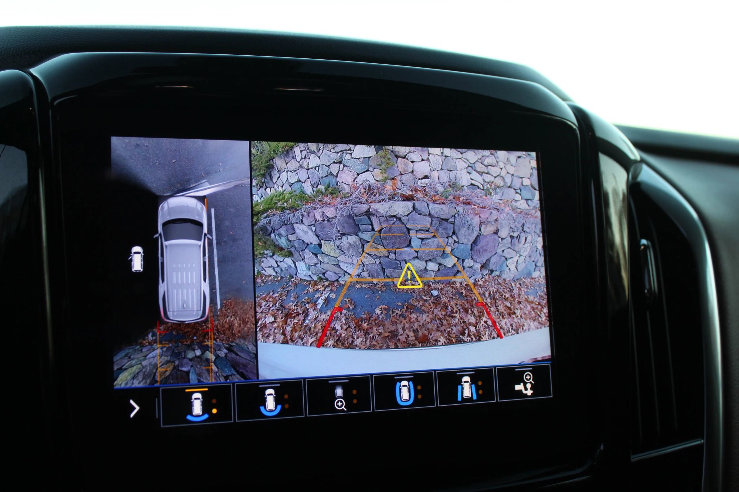 Used 2020 Chevrolet Traverse High Country image 34