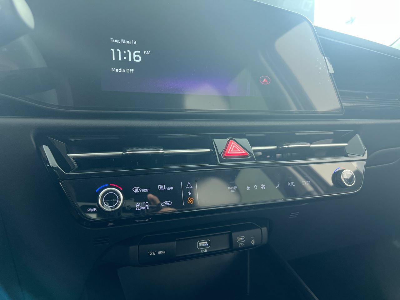New 2026 Kia Niro EX w/ EX Premium Package FWD image 23