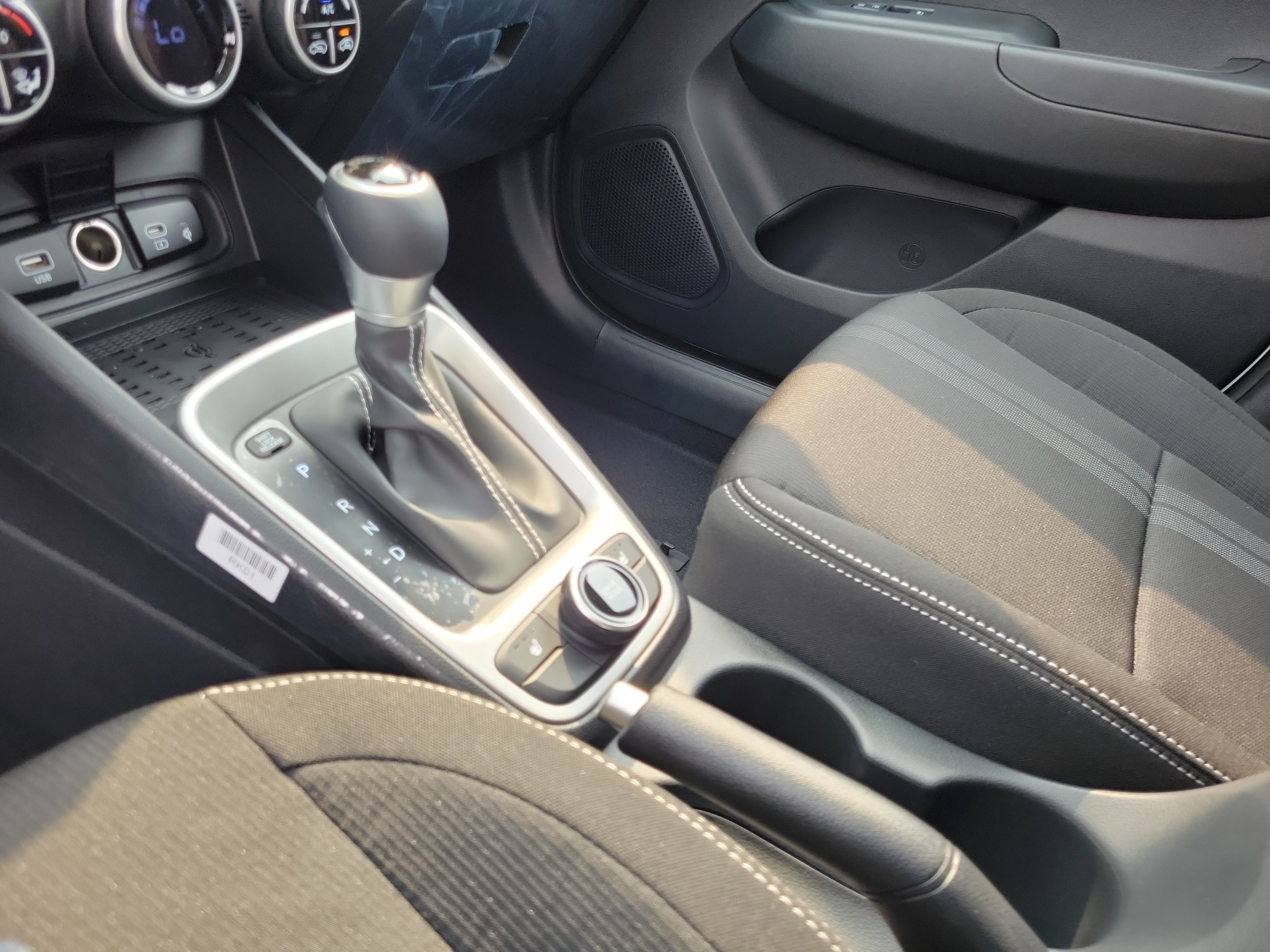 New 2026 Hyundai Venue SEL FWD image 29