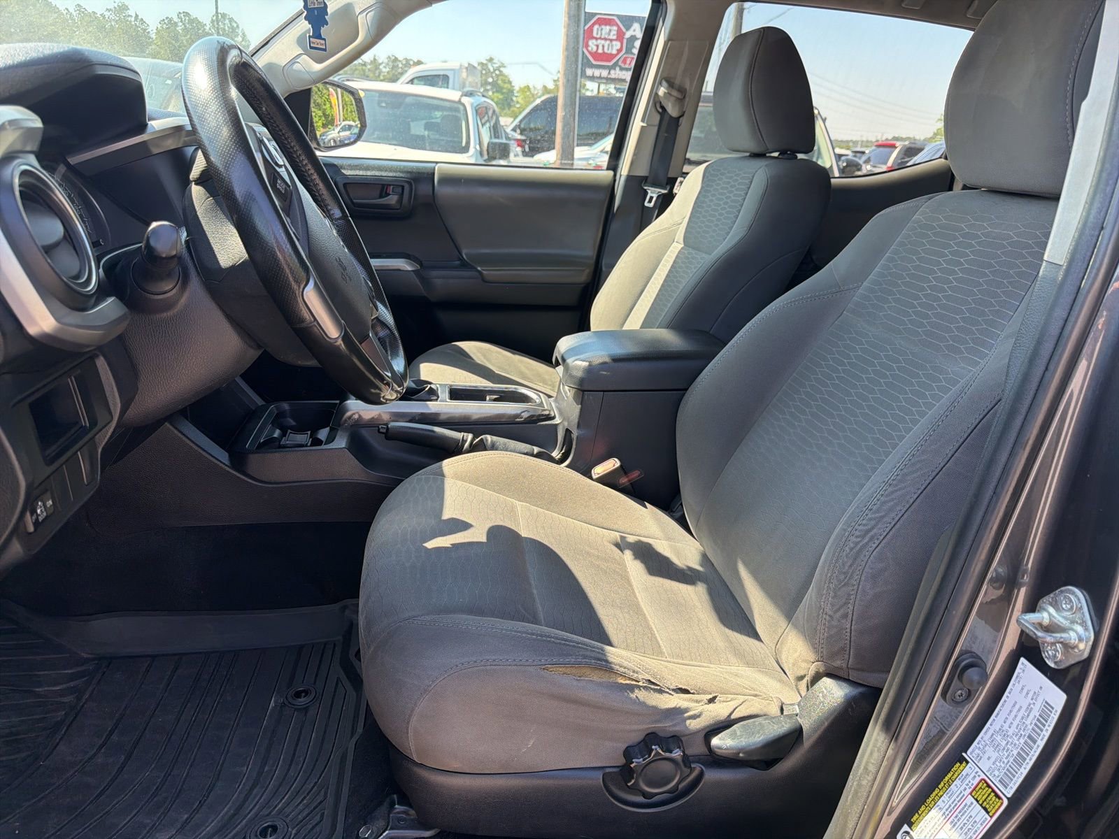 Used 2016 Toyota Tacoma SR5 w/ Towing Package RWD image 7
