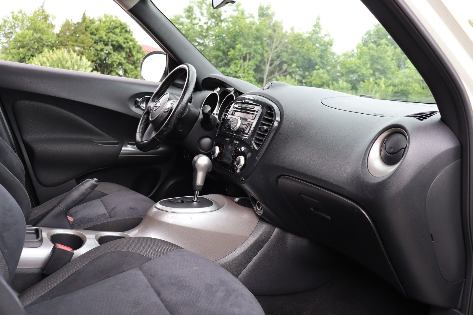 Used 2011 Nissan Juke SV AWD/4WD image 20