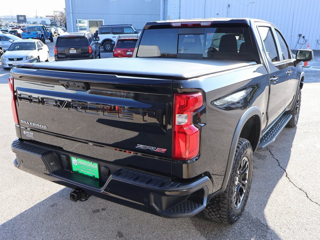 Used 2024 Chevrolet Silverado 1500 ZR2 image 5