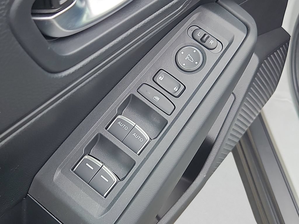 Used 2025 Honda Accord LX image 22