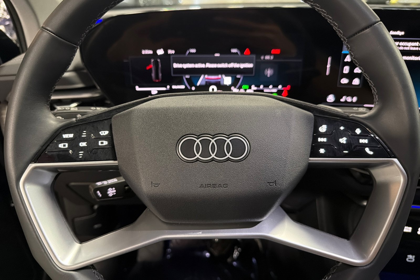 Used 2025 Audi Q5 Premium Plus w/ Premium Plus AWD/4WD image 22