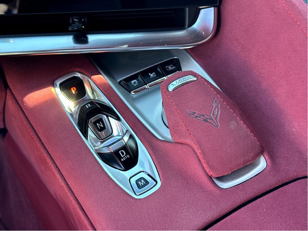 Used 2021 Chevrolet Corvette Stingray Premium Cpe w/ Z51 Performance Package RWD image 22