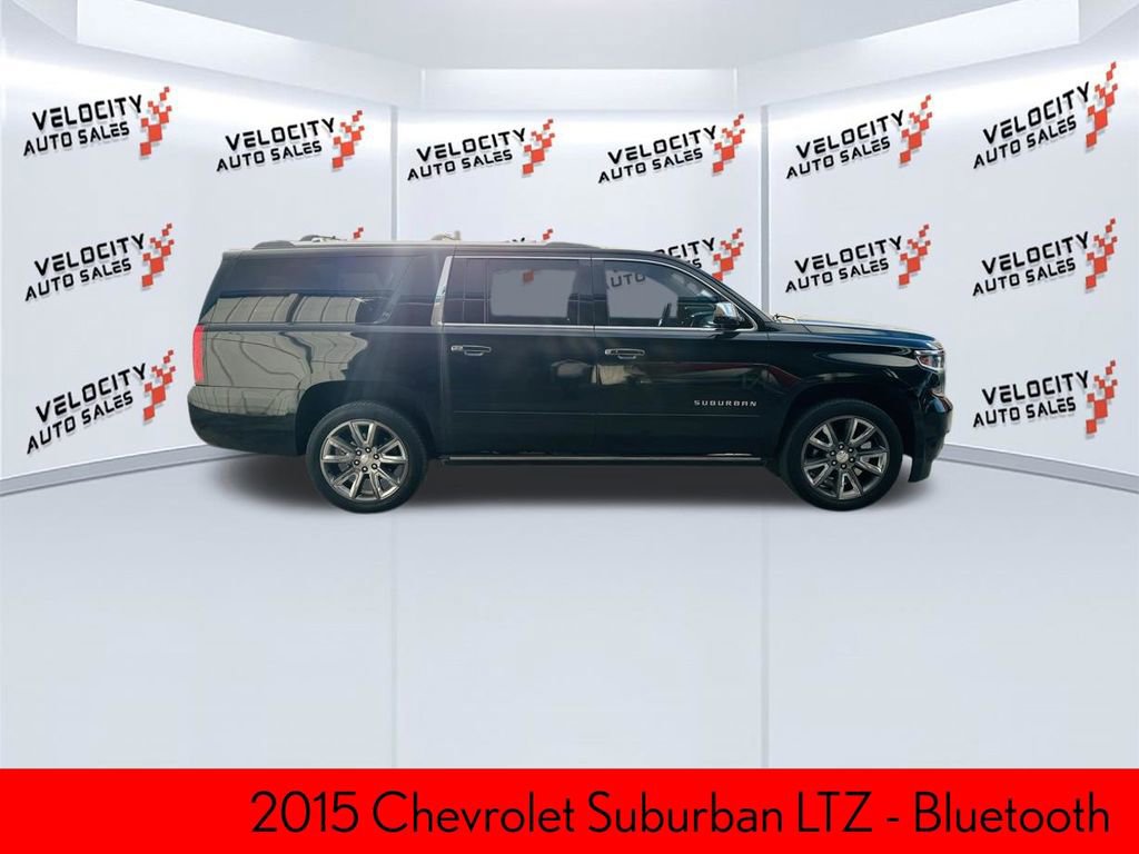 Used 2015 Chevrolet Suburban LTZ image 2
