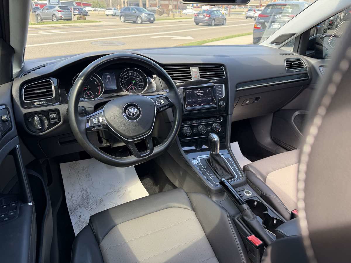 Used 2015 Volkswagen Golf SEL image 12