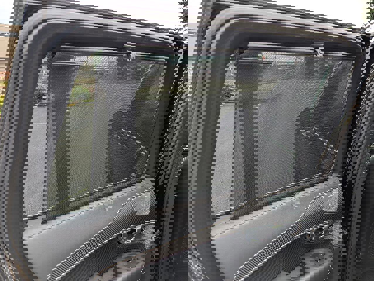 Used 2019 Volvo XC90 T8 R-Design w/ Advanced Package image 16