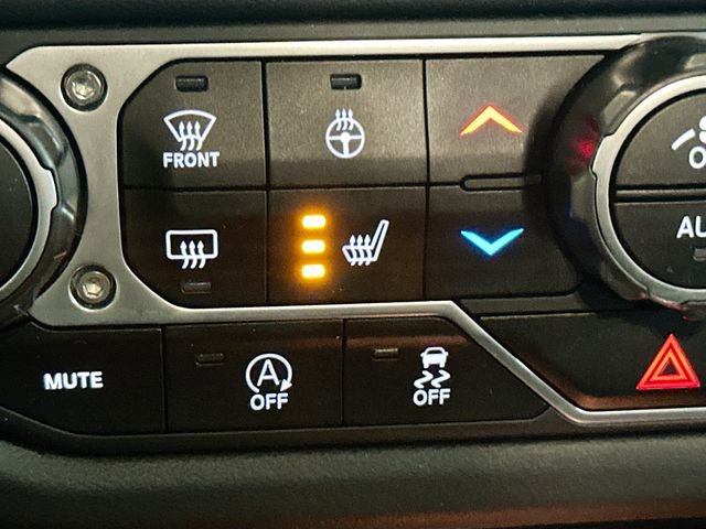 Used 2024 Jeep Wrangler Sahara w/ Technology Group image 21