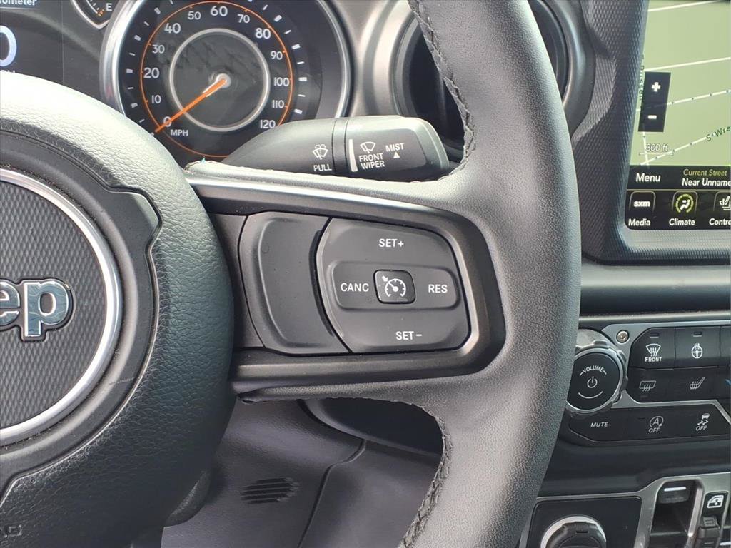 Certified 2023 Jeep Gladiator Sport AWD/4WD image 15