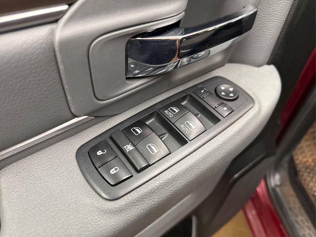 Used 2020 RAM 1500 Classic Warlock image 32