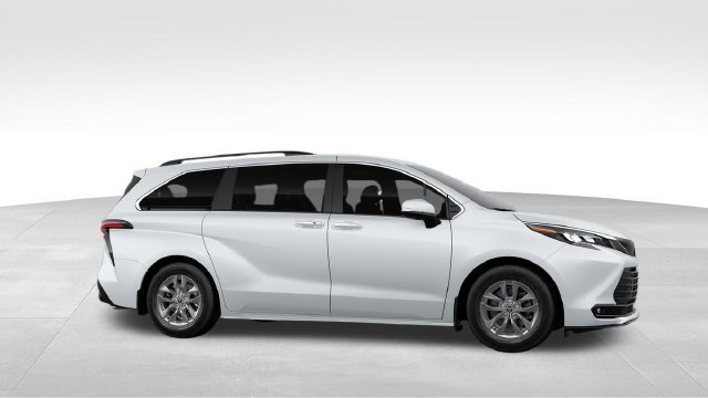 New 2026 Toyota Sienna XLE AWD/4WD image 16