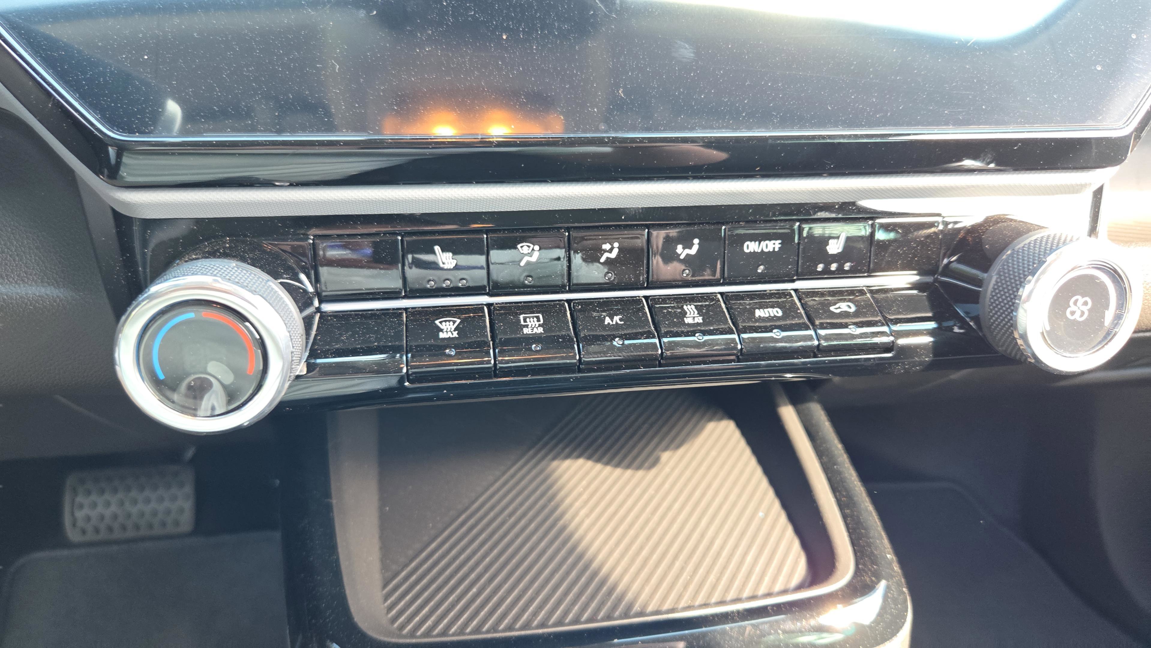 New 2027 Chevrolet Bolt LT w/ Comfort Package image 14