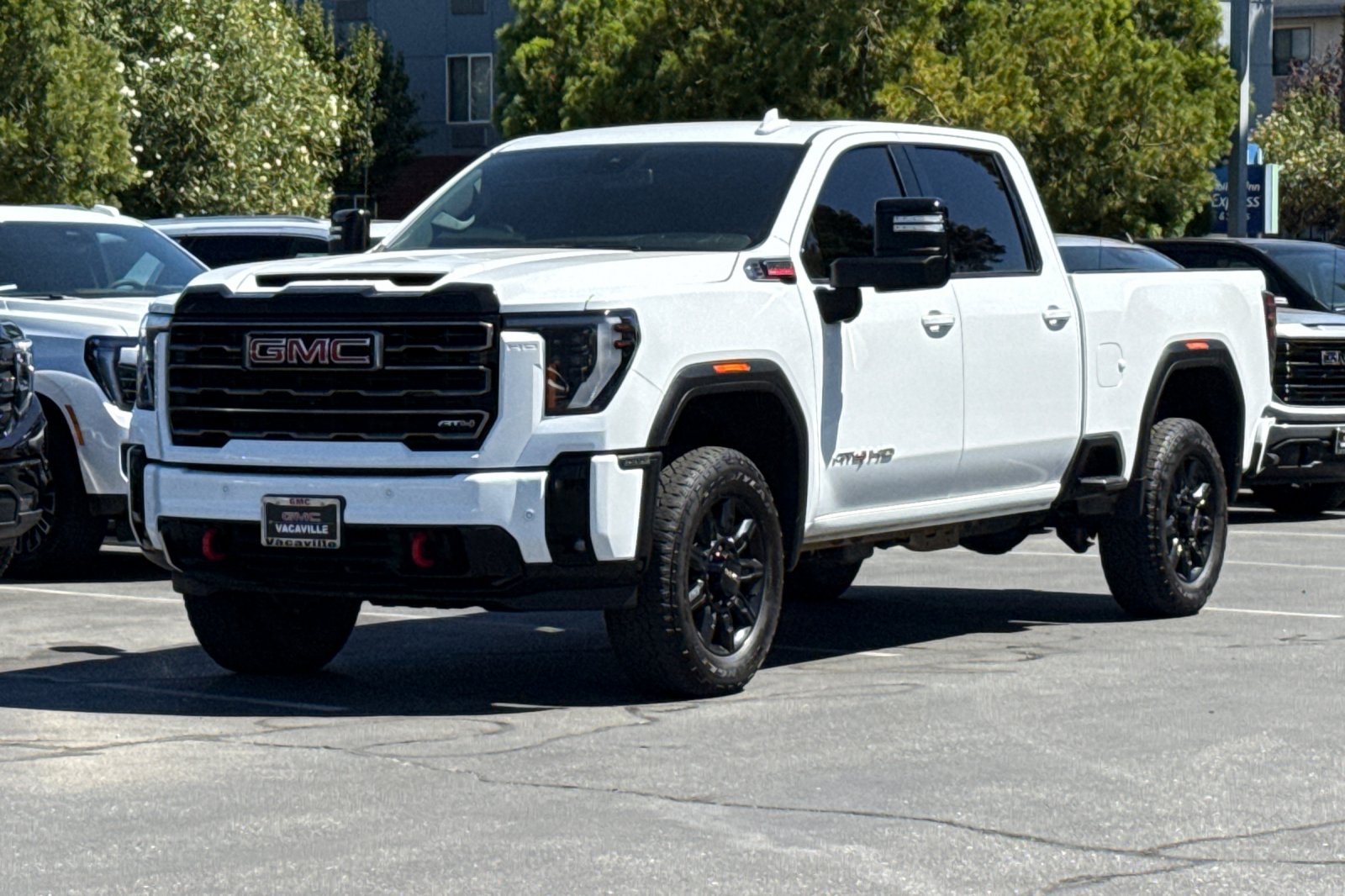 Used 2026 GMC Sierra 2500 AT4 AWD/4WD image 9