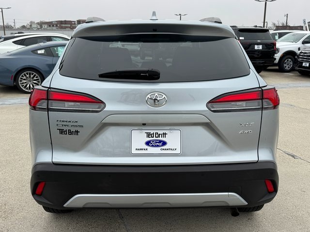 Used 2024 Toyota Corolla Cross XLE image 9