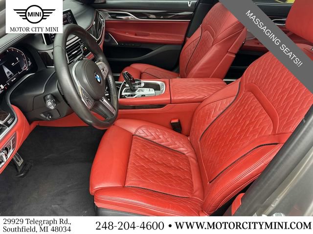 Used 2022 BMW 750i xDrive w/ Executive Package image 23