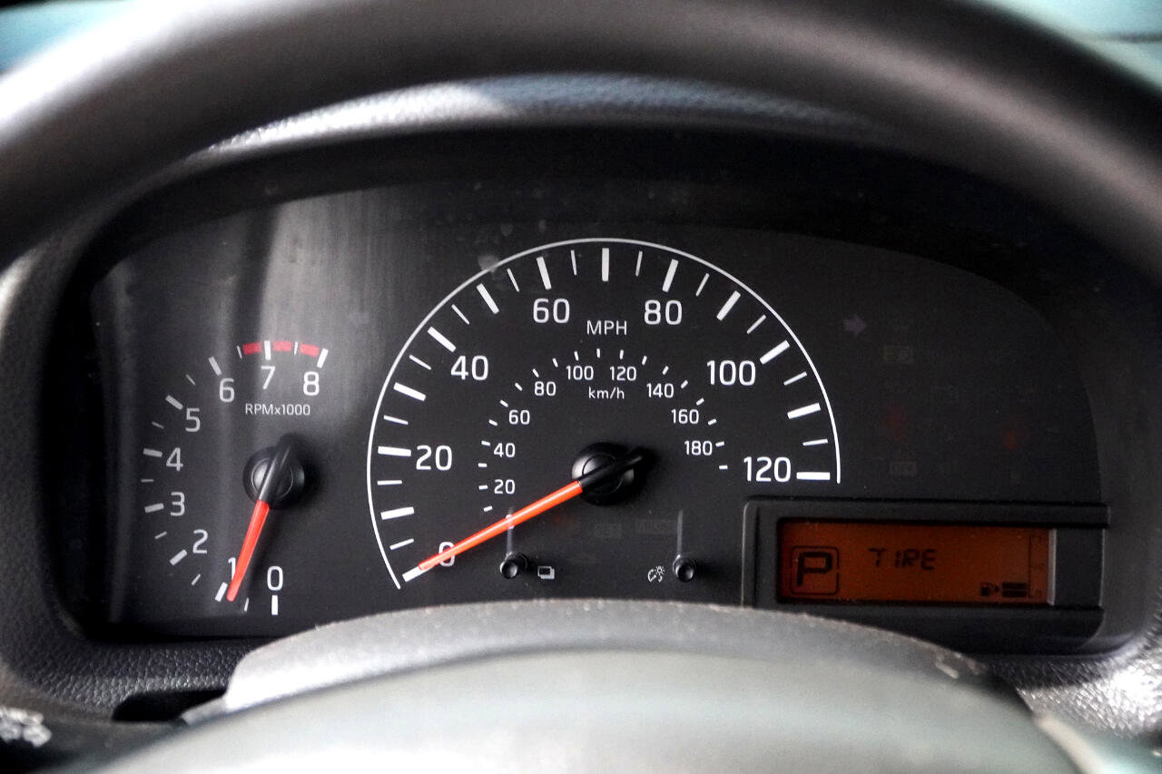 Used 2020 Nissan NV200 SV w/ Sliding Glass Door Package image 34