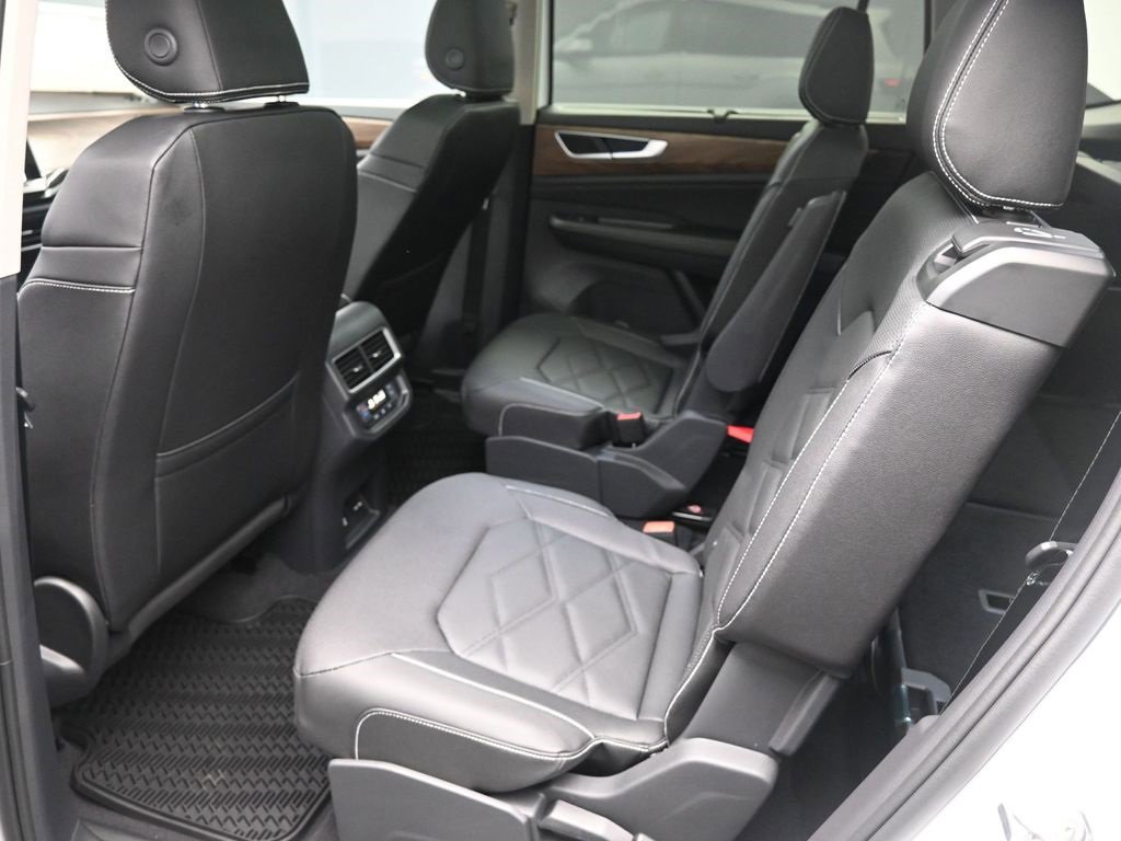 New 2026 Volkswagen Atlas SE image 22