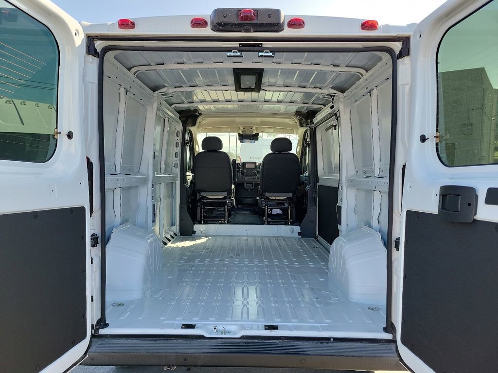 New 2025 RAM ProMaster 1500 w/ Quick Order Package 22G SLT image 10