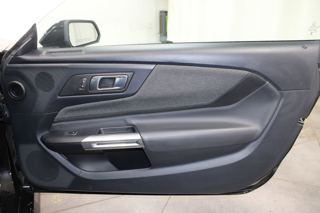 Used 2024 Ford Mustang EcoBoost image 27