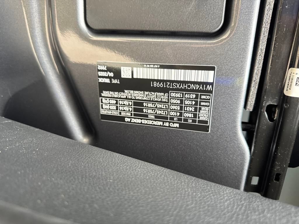 New 2025 Mercedes-Benz Sprinter 2500 image 24