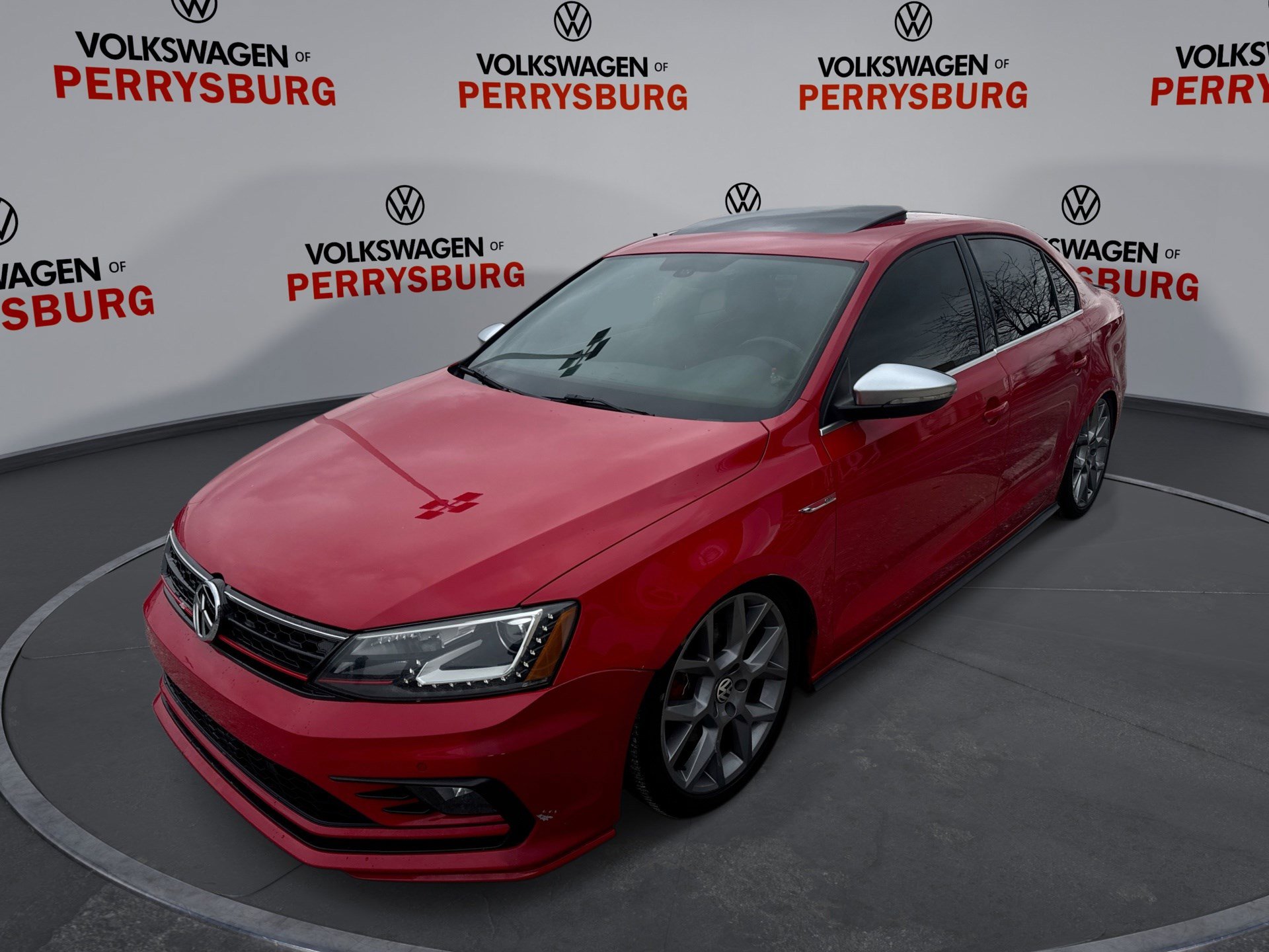 Used 2016 Volkswagen Jetta GLI SEL image 1