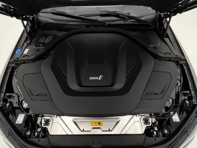 New 2026 BMW i4 xDrive40i AWD/4WD image 14