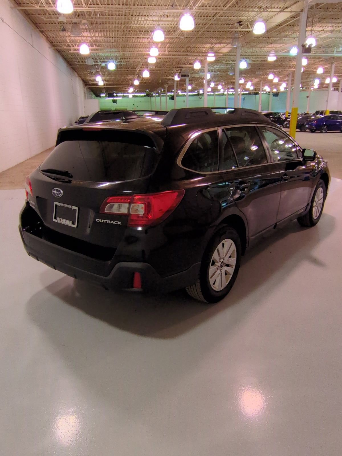 Used 2019 Subaru Outback 2.5i Premium AWD/4WD image 4