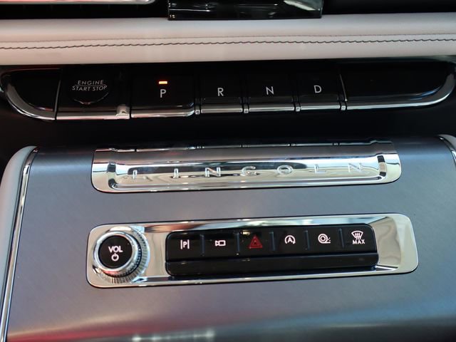 New 2025 Lincoln Aviator 2WD w/ Equipment Group 101A image 11