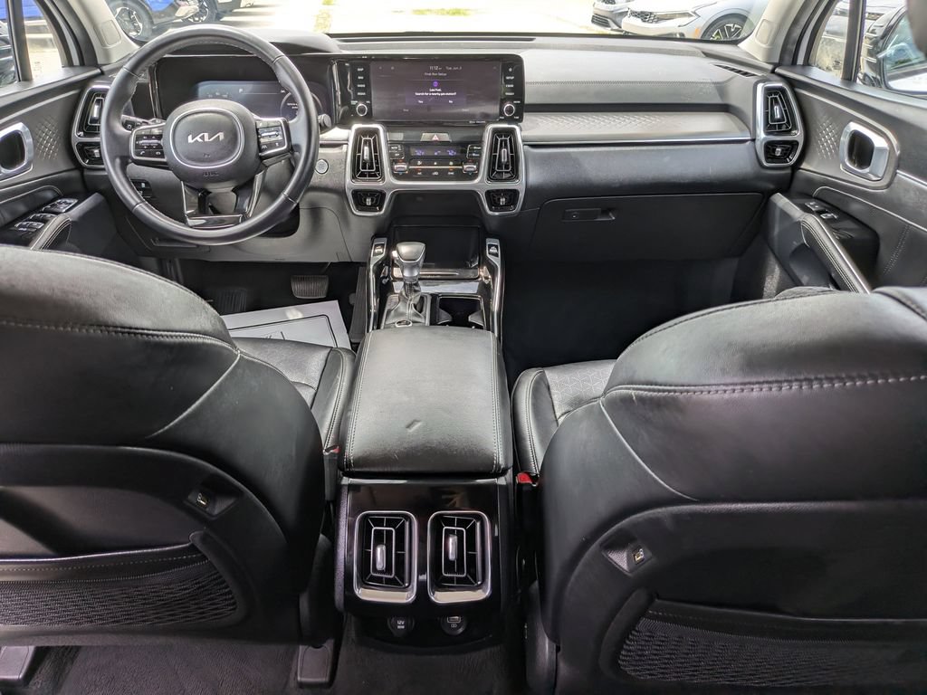 Certified 2023 Kia Sorento SX AWD/4WD image 14