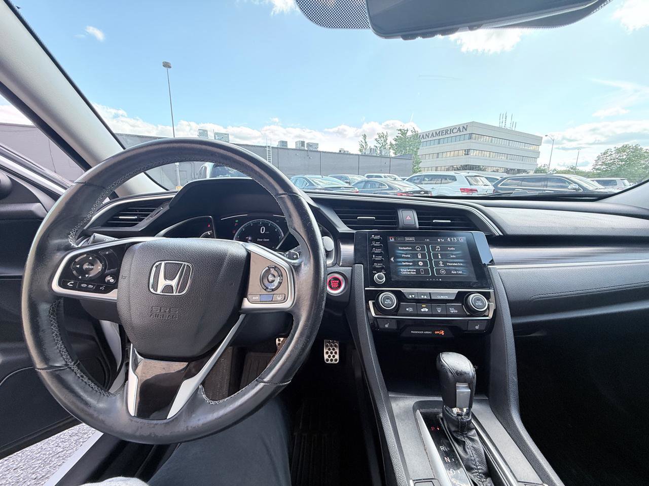 Used 2019 Honda Civic Touring image 14
