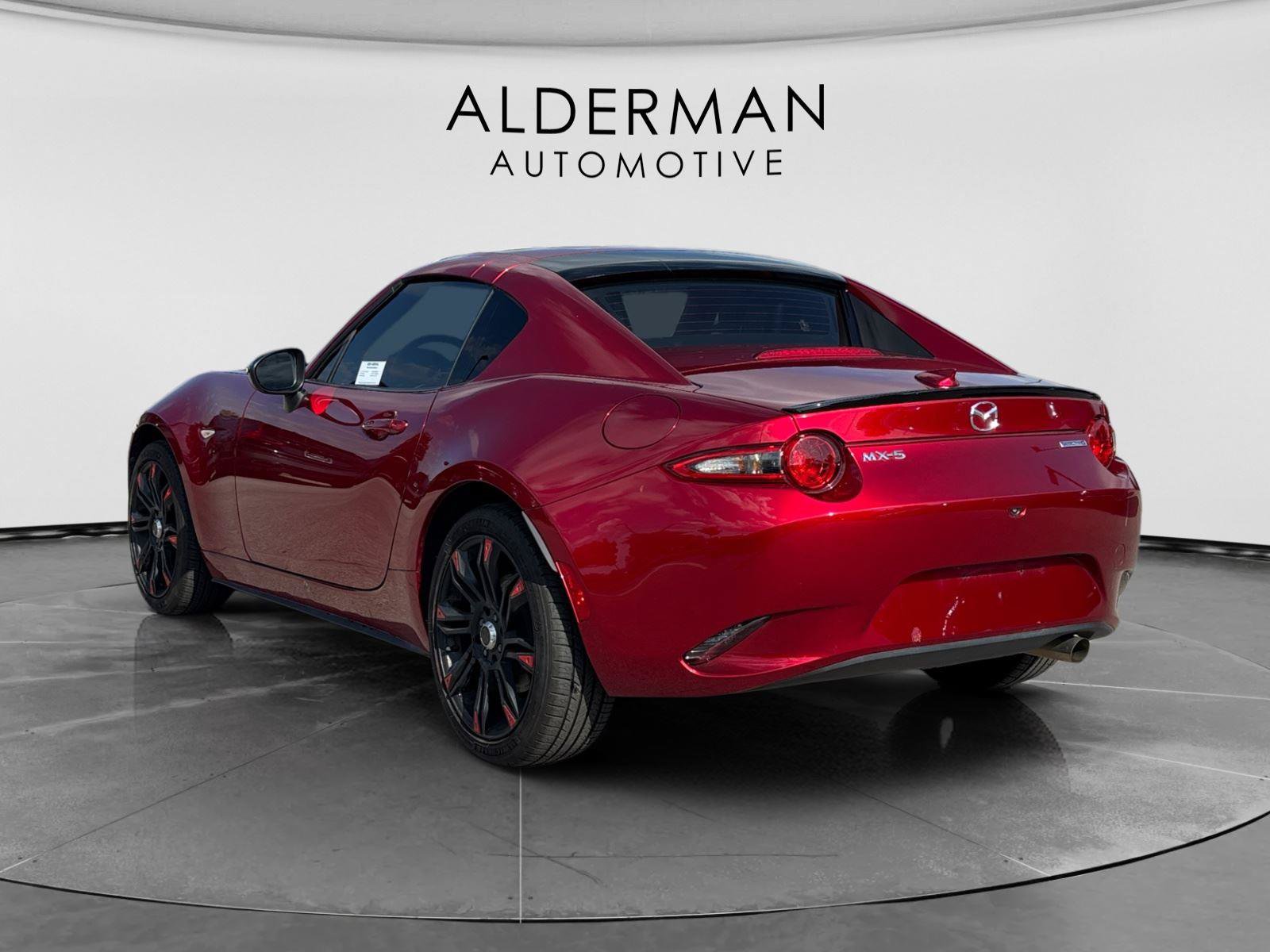 Used 2020 MAZDA MX-5 Miata RF Club RWD image 3