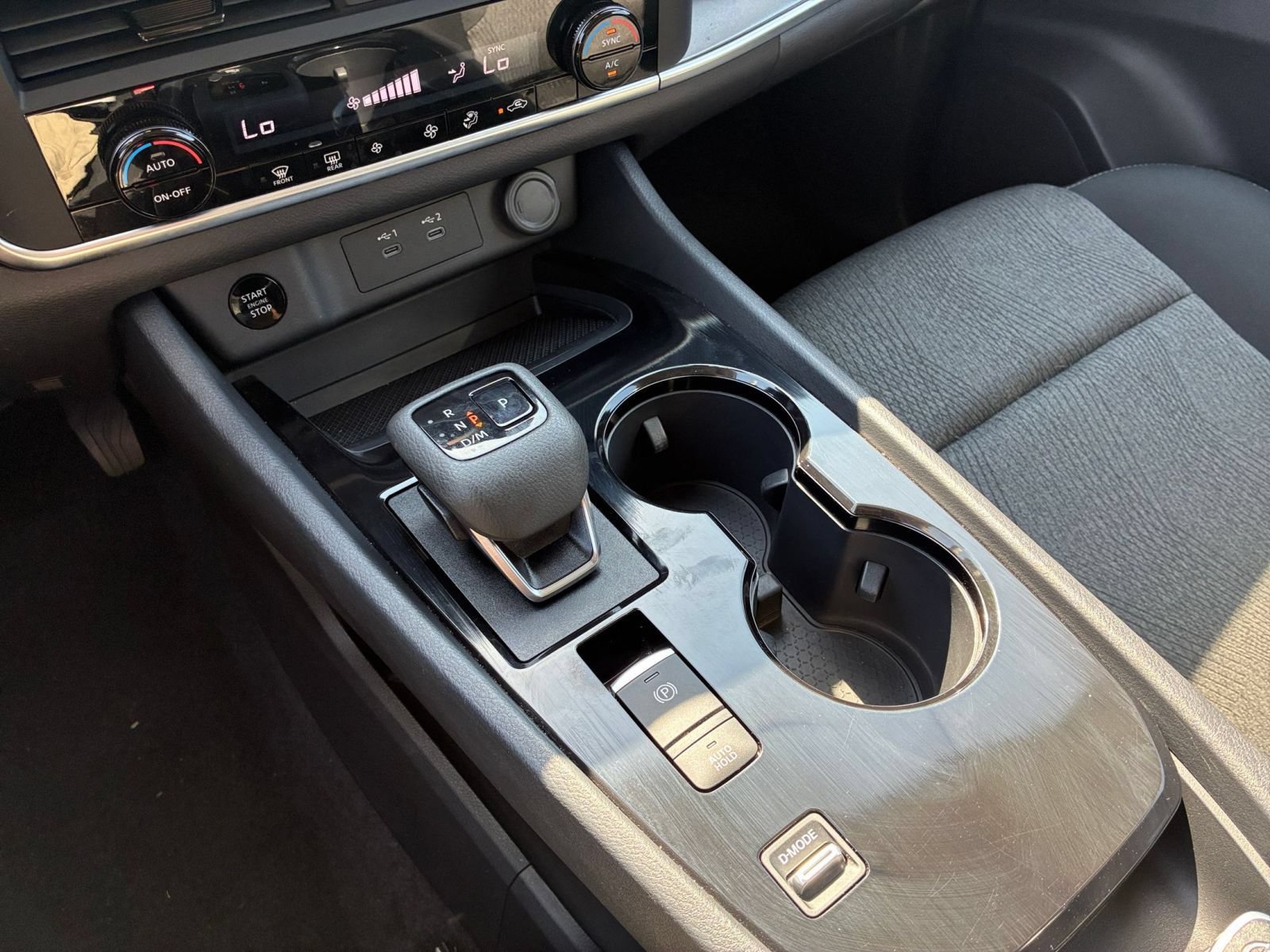 Used 2026 Nissan Rogue SV FWD image 43