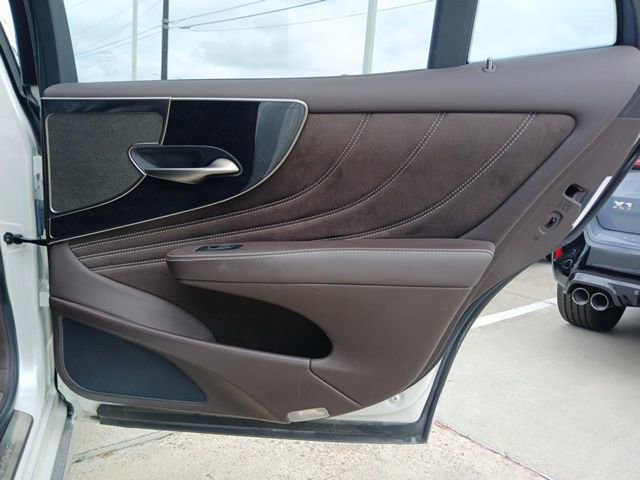 Used 2019 Lexus LS 500 RWD image 9