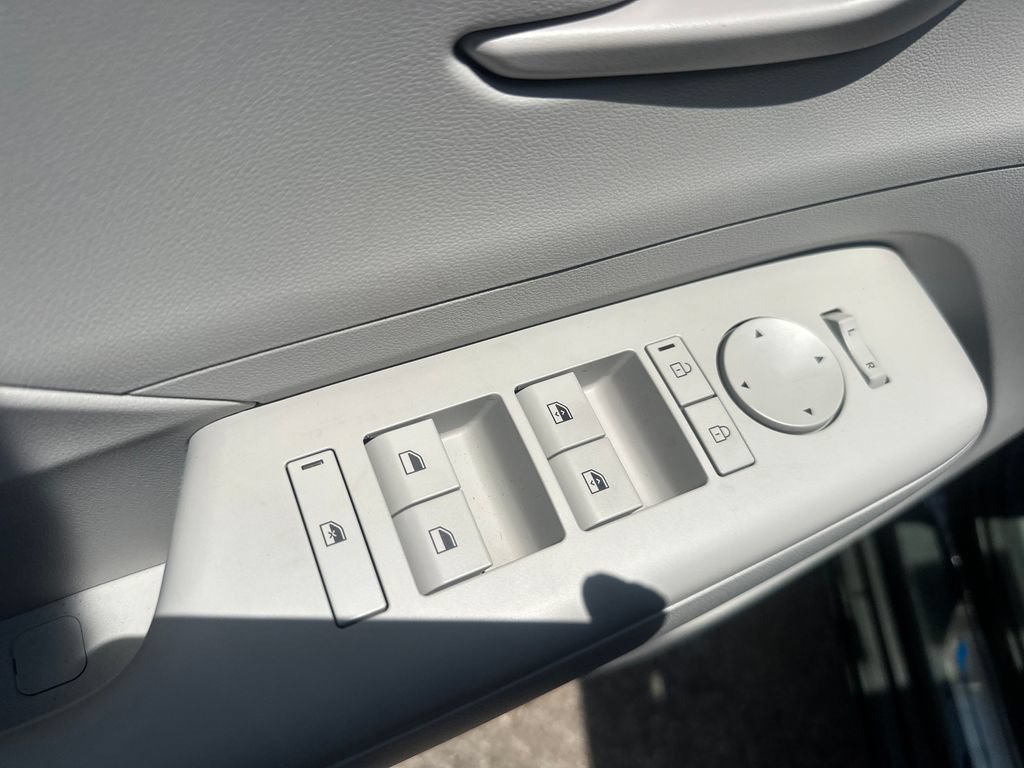 Certified 2026 Hyundai Kona SEL Sport AWD/4WD image 25