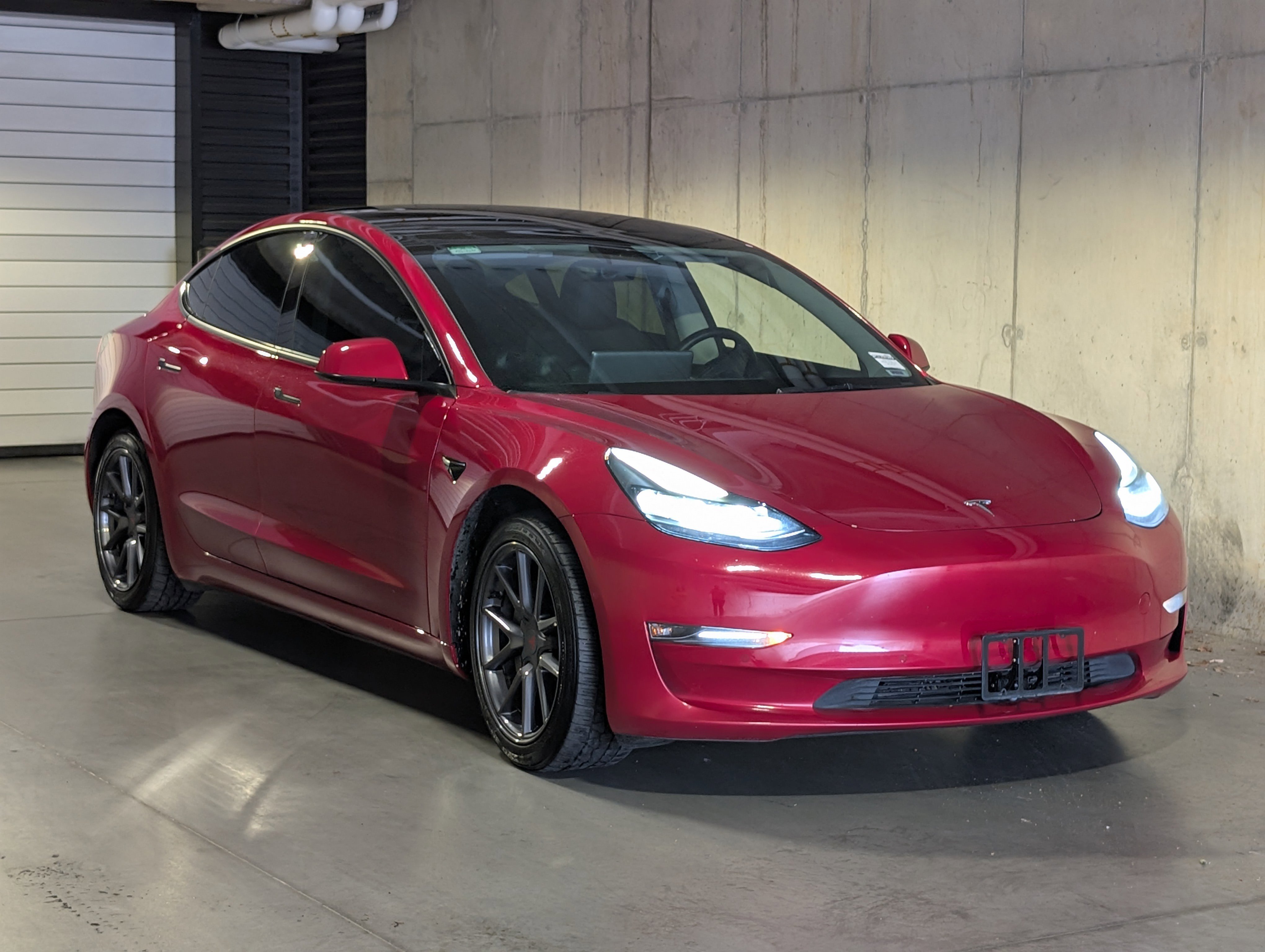 Used 2022 Tesla Model 3 Long Range AWD/4WD image 11