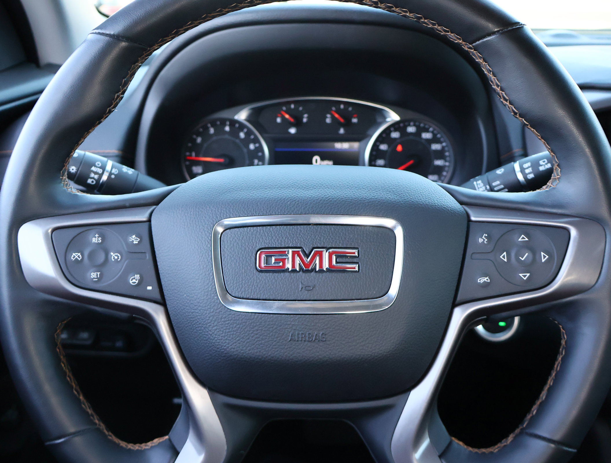 Used 2024 GMC Terrain AT4 w/ Tech Package image 16