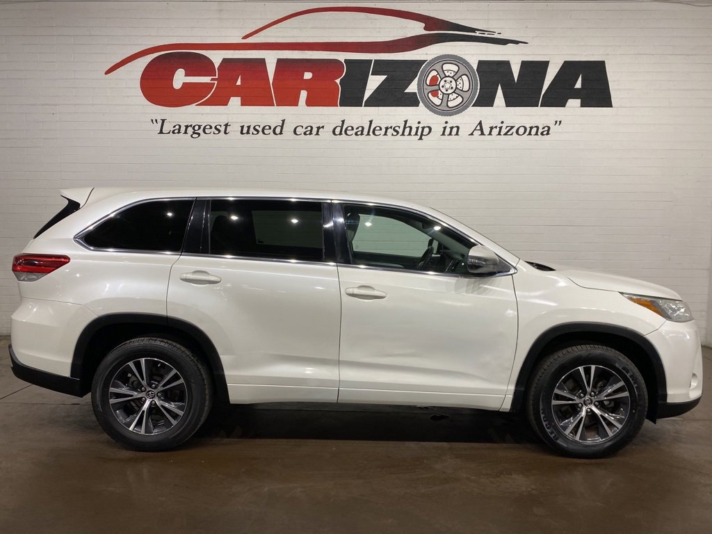 Used 2018 Toyota Highlander LE