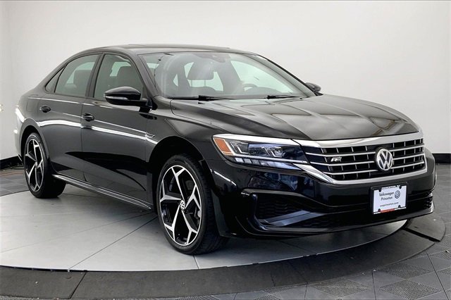 Used 2022 Volkswagen Passat 2.0T R-Line