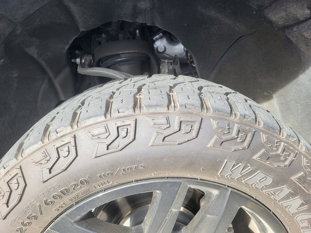 Used 2024 Chevrolet Silverado 1500 LT Trail Boss w/ LT Trail Boss Premium Package image 18