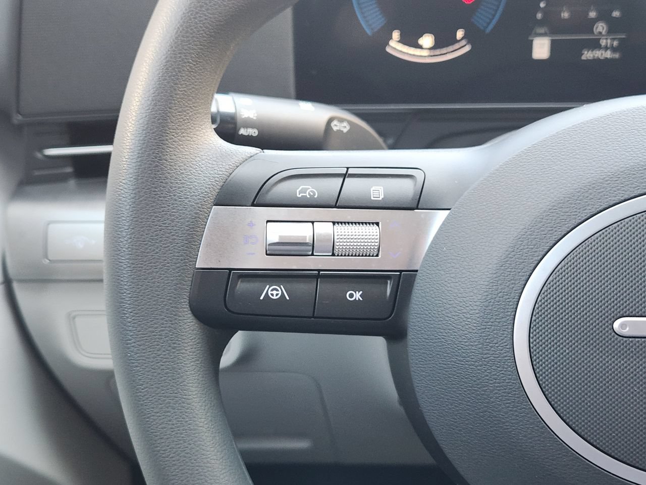 Used 2024 Hyundai Kona SE FWD image 27