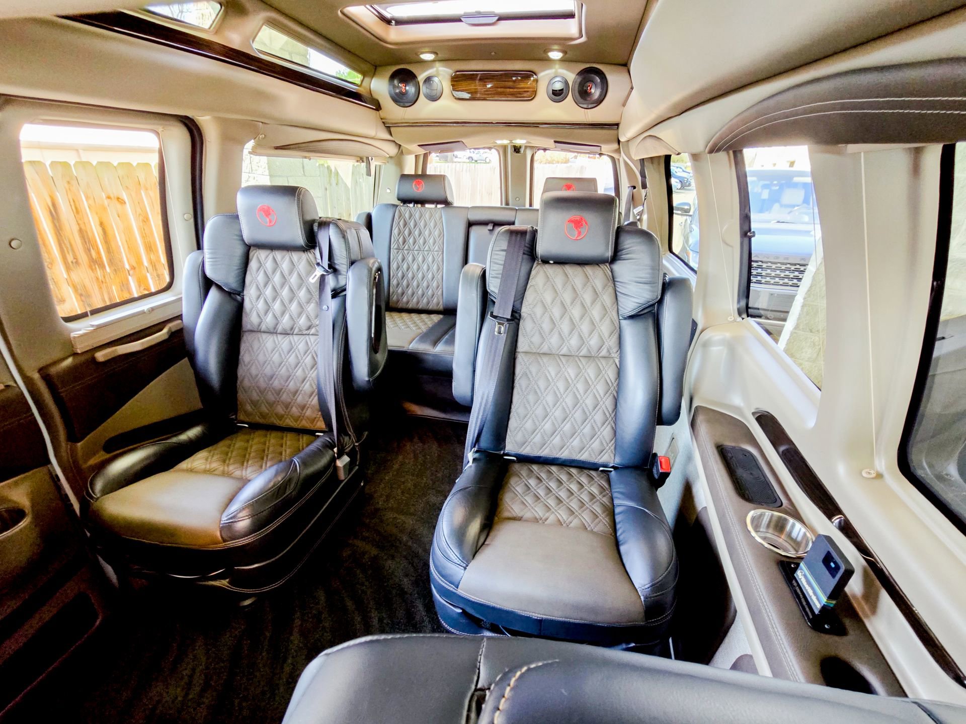 Used 2025 GMC Savana 2500 RWD image 34