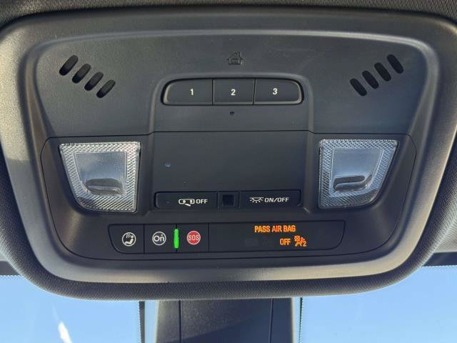 Used 2023 Chevrolet Traverse LT FWD image 32