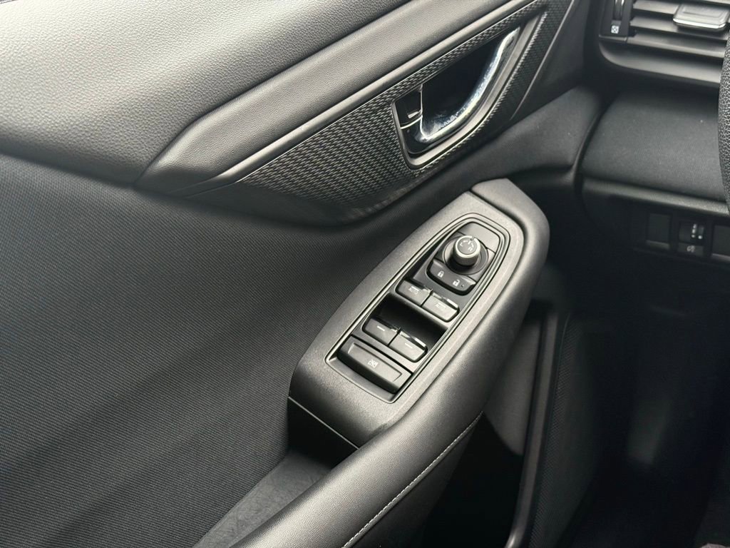 Used 2021 Subaru Outback Premium image 7