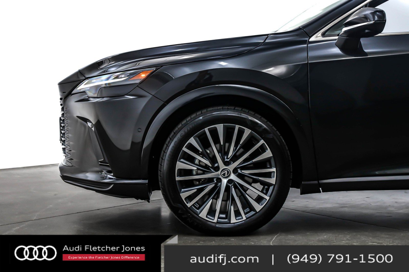 Used 2024 Lexus RX 350 Premium Plus w/ Convenience Package image 9