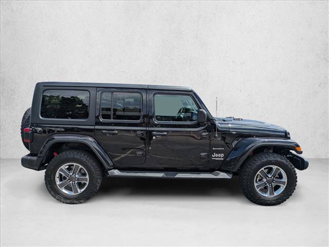 Used 2021 Jeep Wrangler Unlimited Sahara AWD/4WD video 4