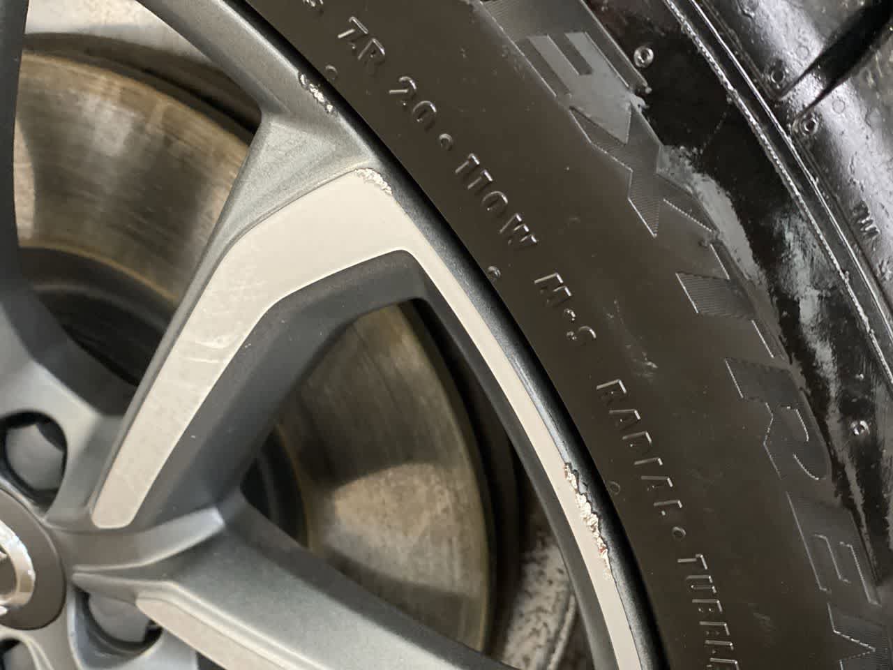 Used 2018 Volvo XC90 T6 Momentum w/ Convenience Package image 41