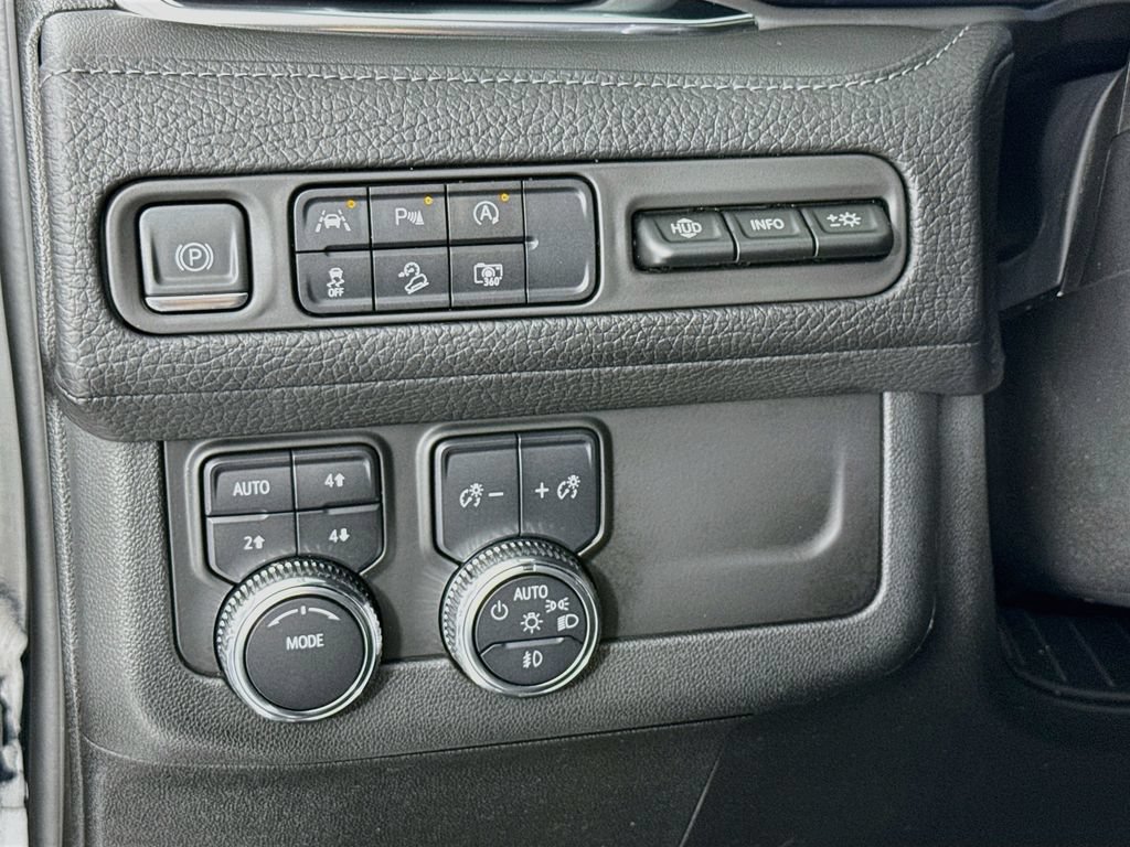 Used 2023 GMC Yukon XL Denali w/ LPO, Floor Liner Package AWD/4WD image 14