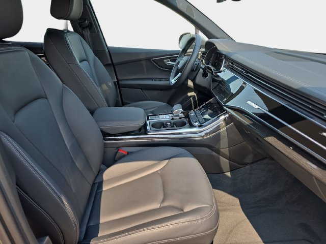 Certified 2026 Audi Q7 3.0T Premium w/ Convenience Plus Package AWD/4WD image 9
